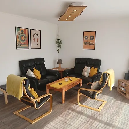 Apartment No.10